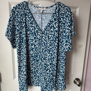 Chaus Blue and White Floral V-Neck Blouse